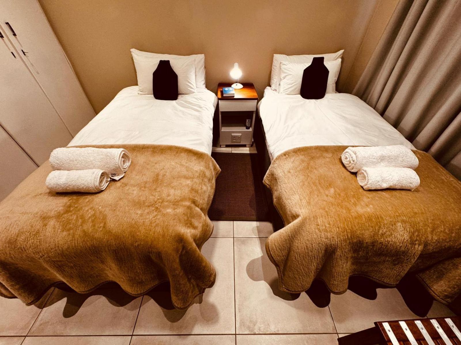 Flying Ostrich Guesthouse & Self-Catering Accommodation Mariental Zewnętrze zdjęcie